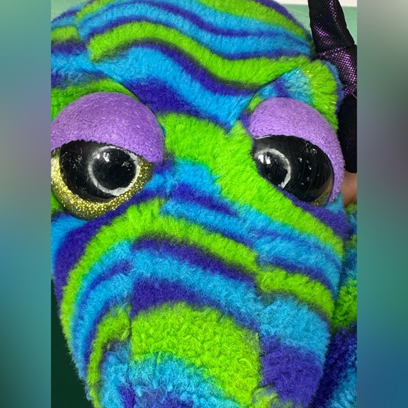 Wild Republic Sweet & Sassy striped snake plush toy - Picture 6 of 6